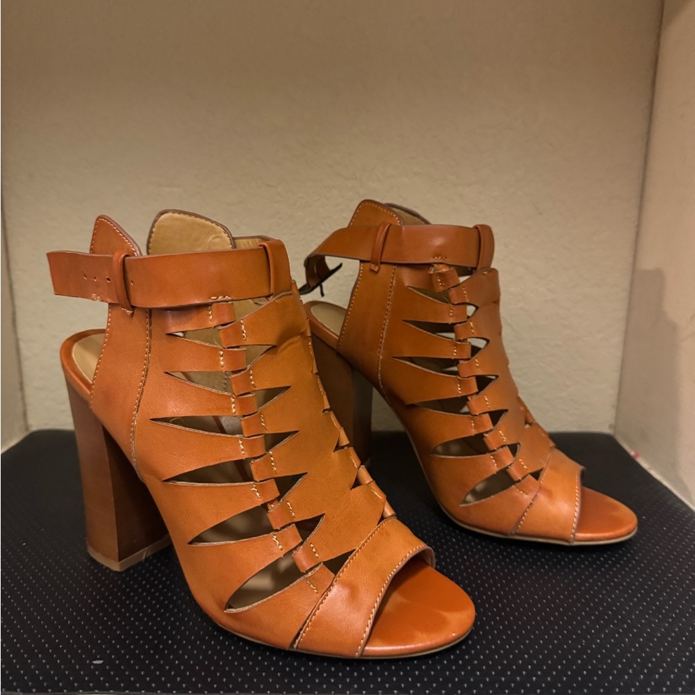 Altar’d State Women's Tan Heeled Sandals